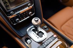 Fahrzeugabbildung Bentley Continental GT V8S *MY2015 / MULLINER / SADDLE*