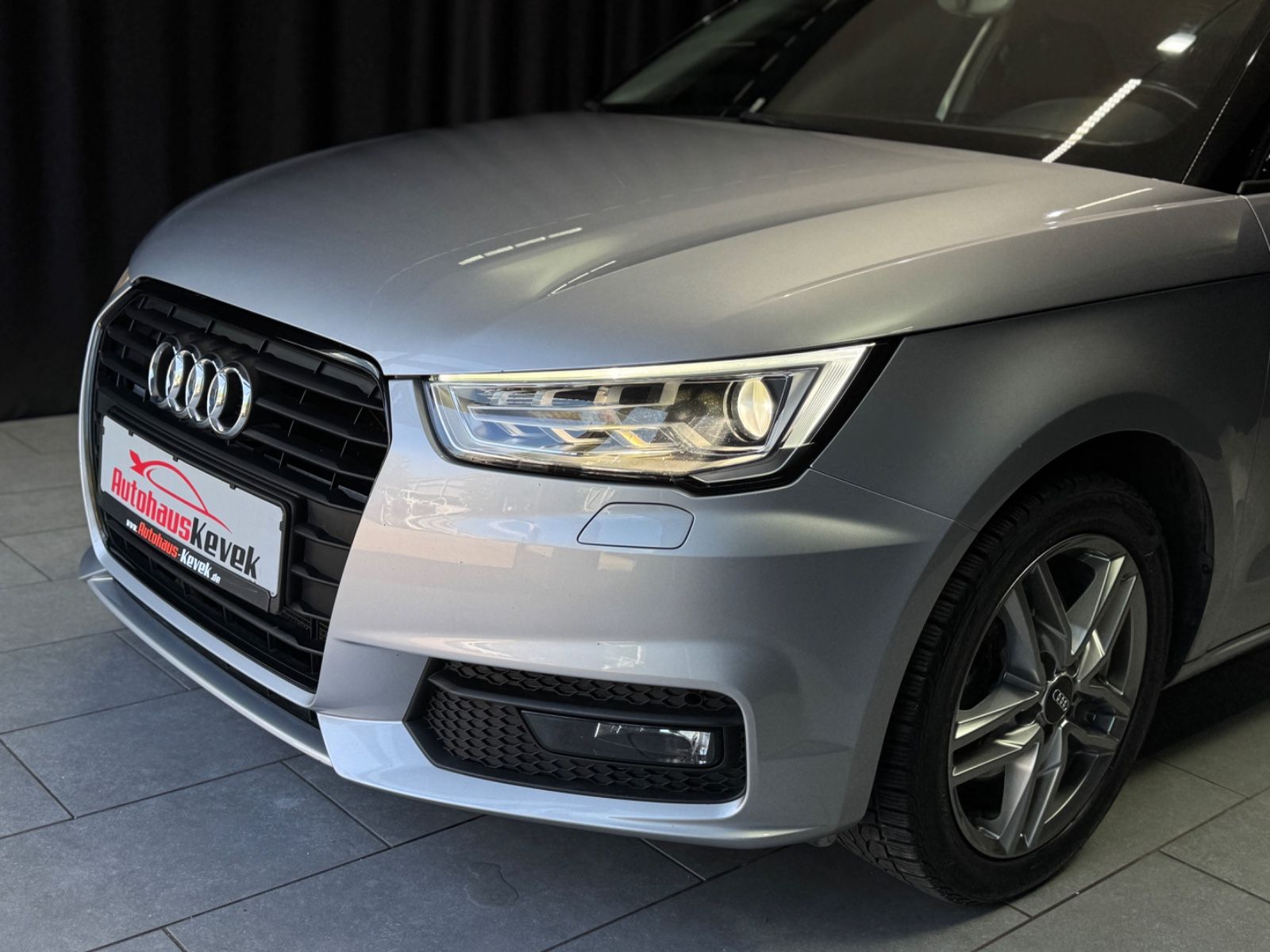 Fahrzeugabbildung Audi A1 1.4 TFSI Sport|BI-XENON|150 PS|SPORTSITZE|