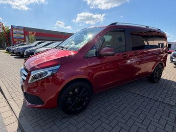 Mercedes V 220 - 3