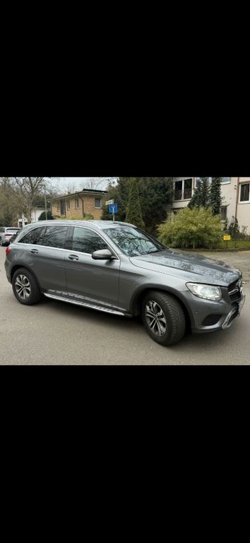 Image of Mercedes-Benz GLC 220