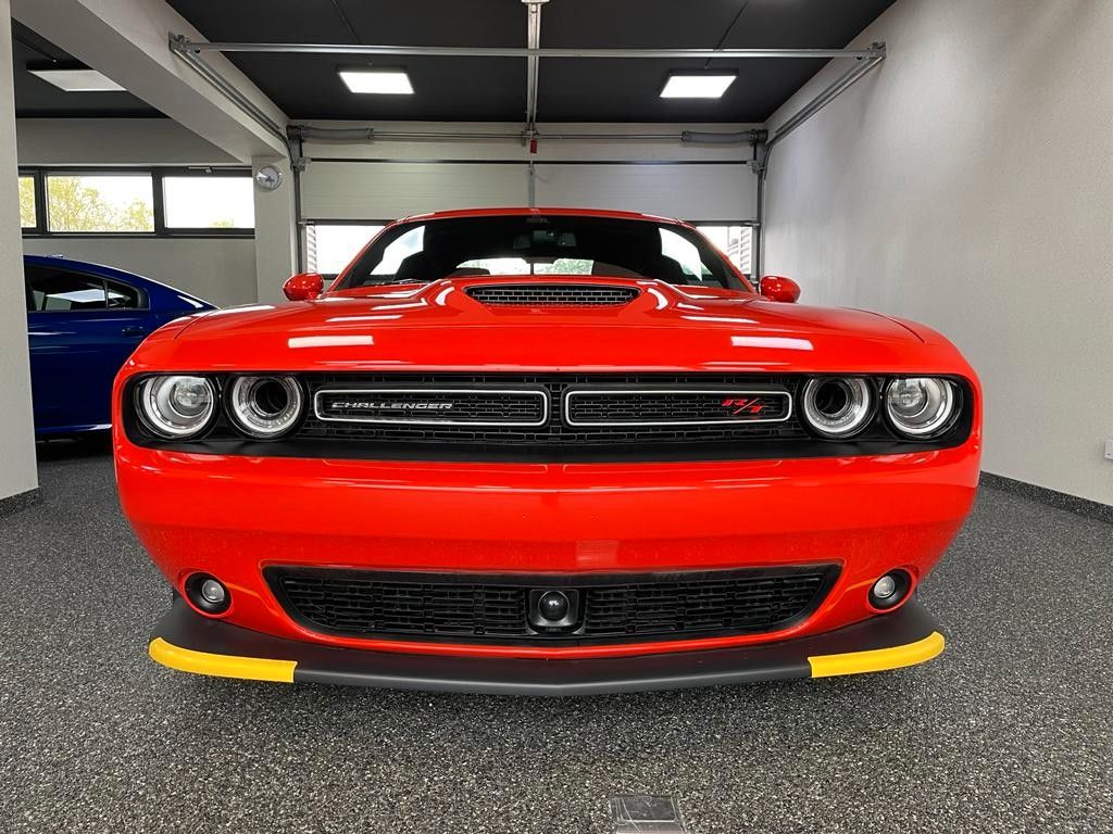Fahrzeugabbildung Dodge CHALLENGER  R/T-5.7L-V8 HEMi AUS 1. HAND
