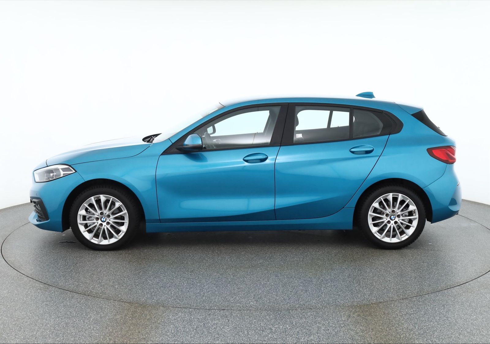 BMW 118i Advantage Aut. LED Navi Sitzheizung imagem 2