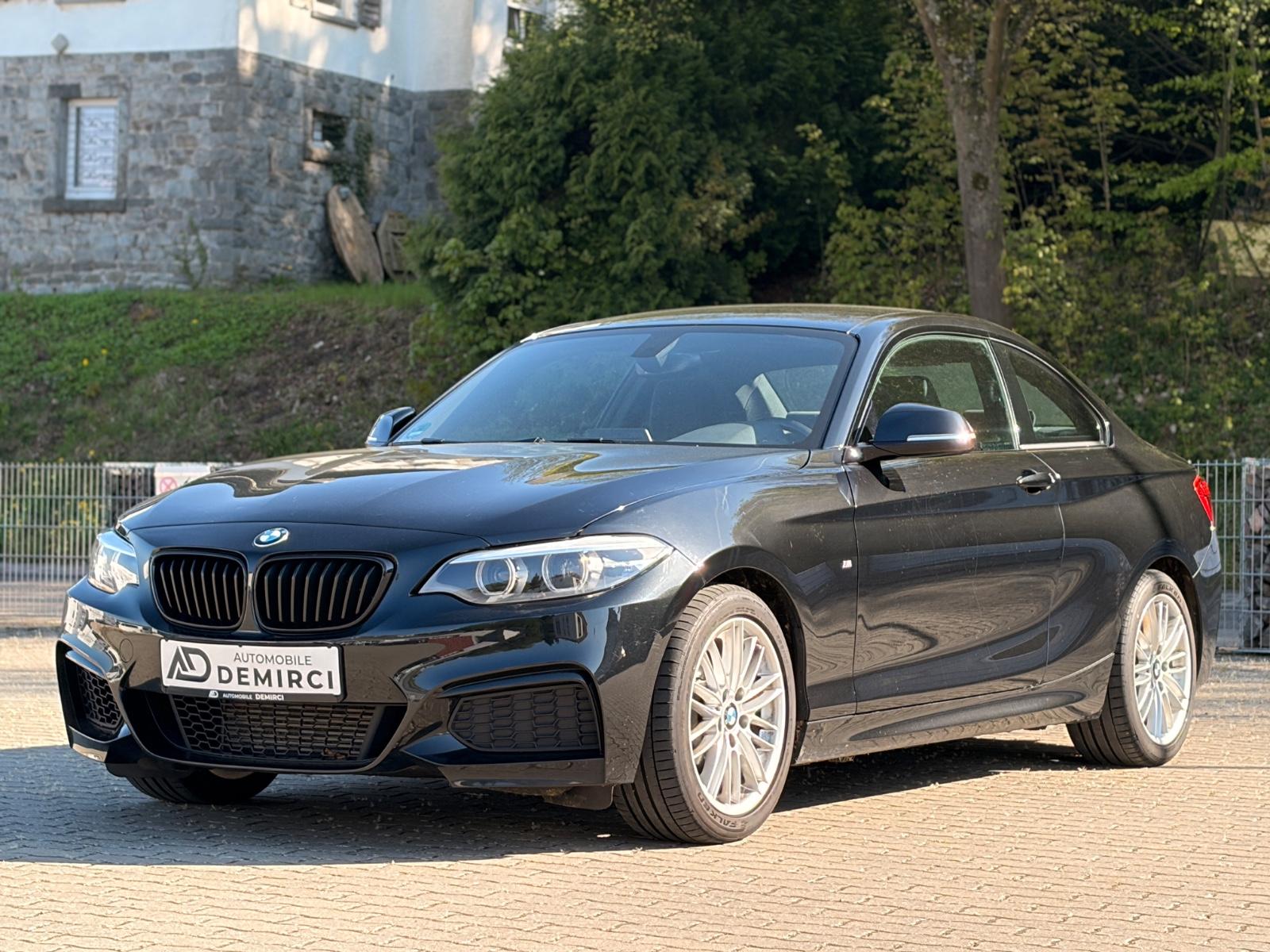 BMW 218 i Coupe M Sport*Alcantara+NAVI+LED*