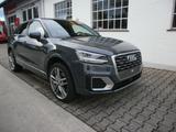 Audi Q2 Quattro Sport + AHK - Audi Q2: Limousine
