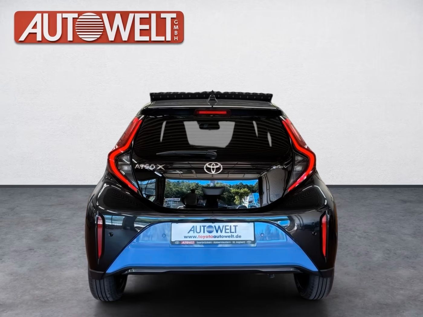 Fahrzeugabbildung Toyota Aygo X Hybrid Lounge Canvas-Premium-Faltdach JBL