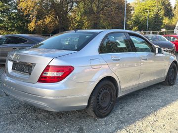 Mercedes C 200 - 4
