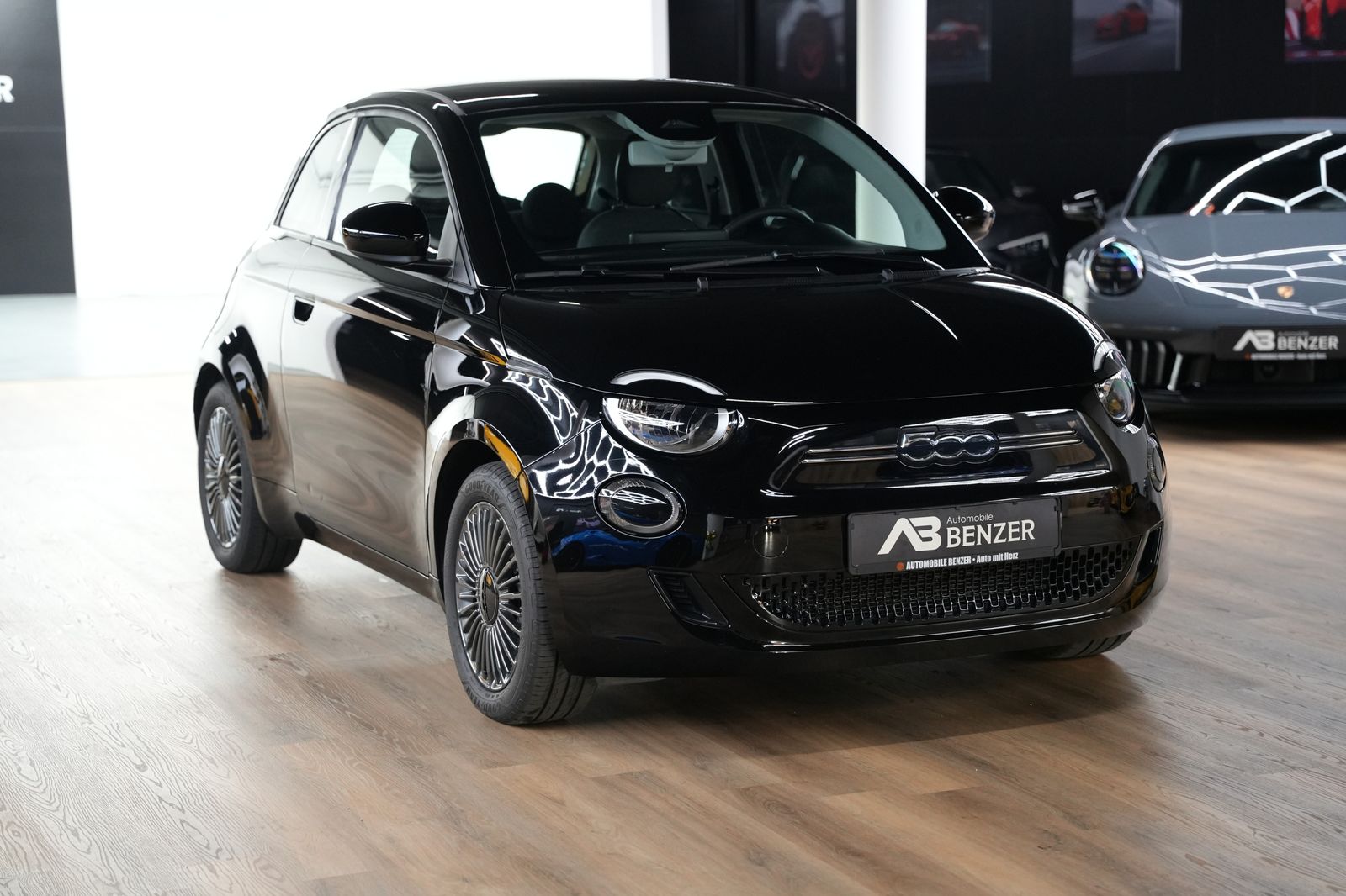 Fiat 500 e Icon 42 Kwh *Rückfahrkamera*Navi*LED*Klima