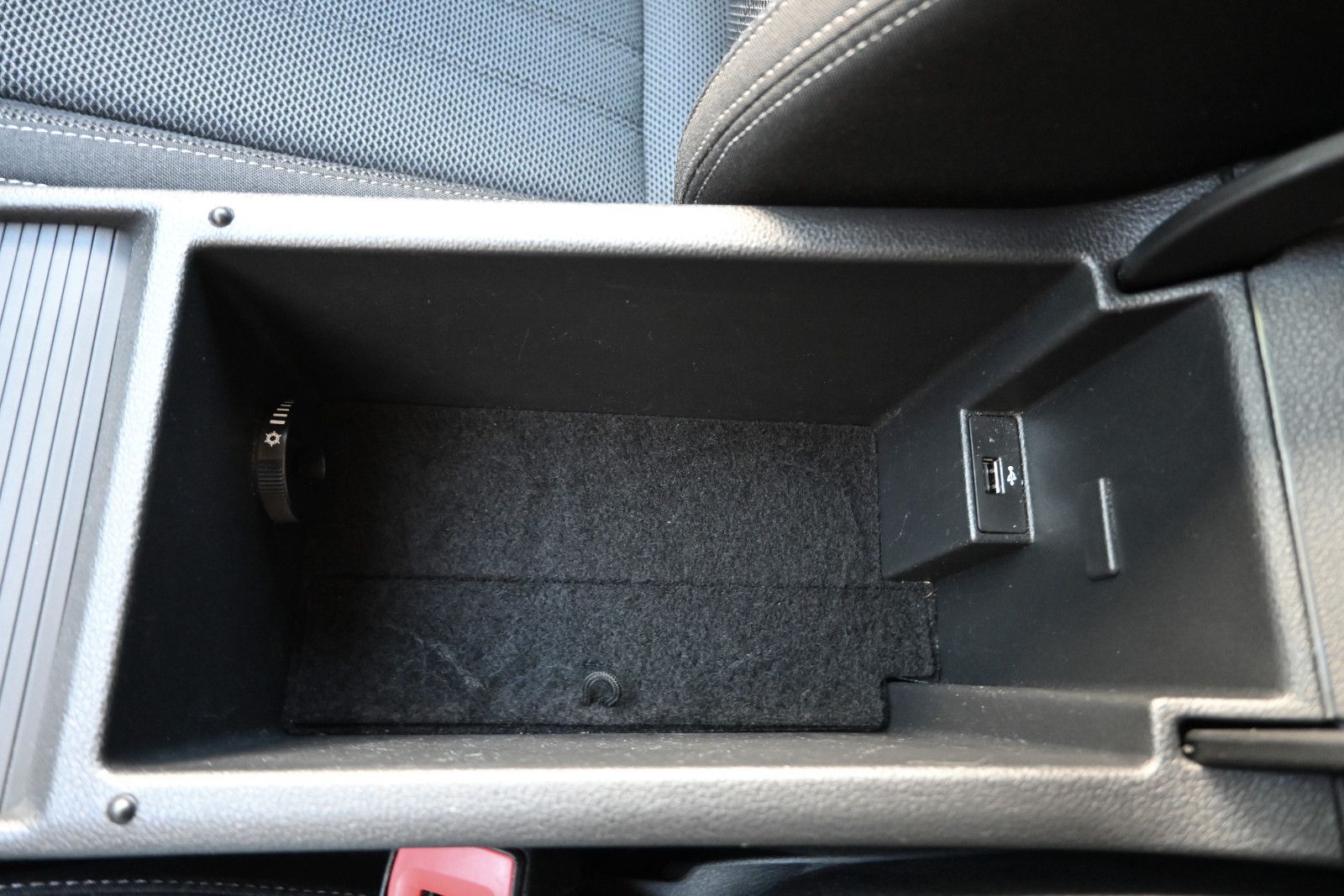 Fahrzeugabbildung SKODA Superb 1.5 TSI ACT DSG STYLE COMBI °ACC°AHK°