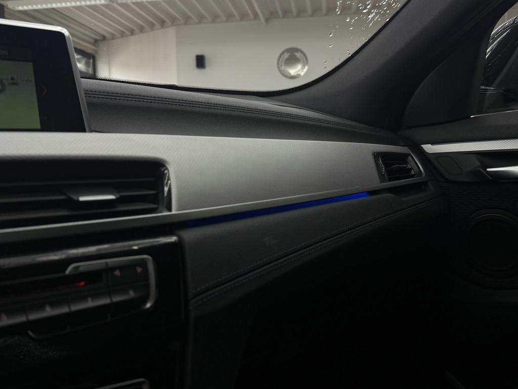 BMW X2 18iA sDrive M Sport, LED, Pano, HUD, Kamera