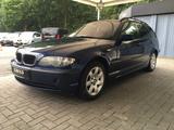 BMW Touring 320d Autom/Navi/Klimatr/Shz/PDC/8-fach - BMW 3er Reihe aus 2004: Kombi
