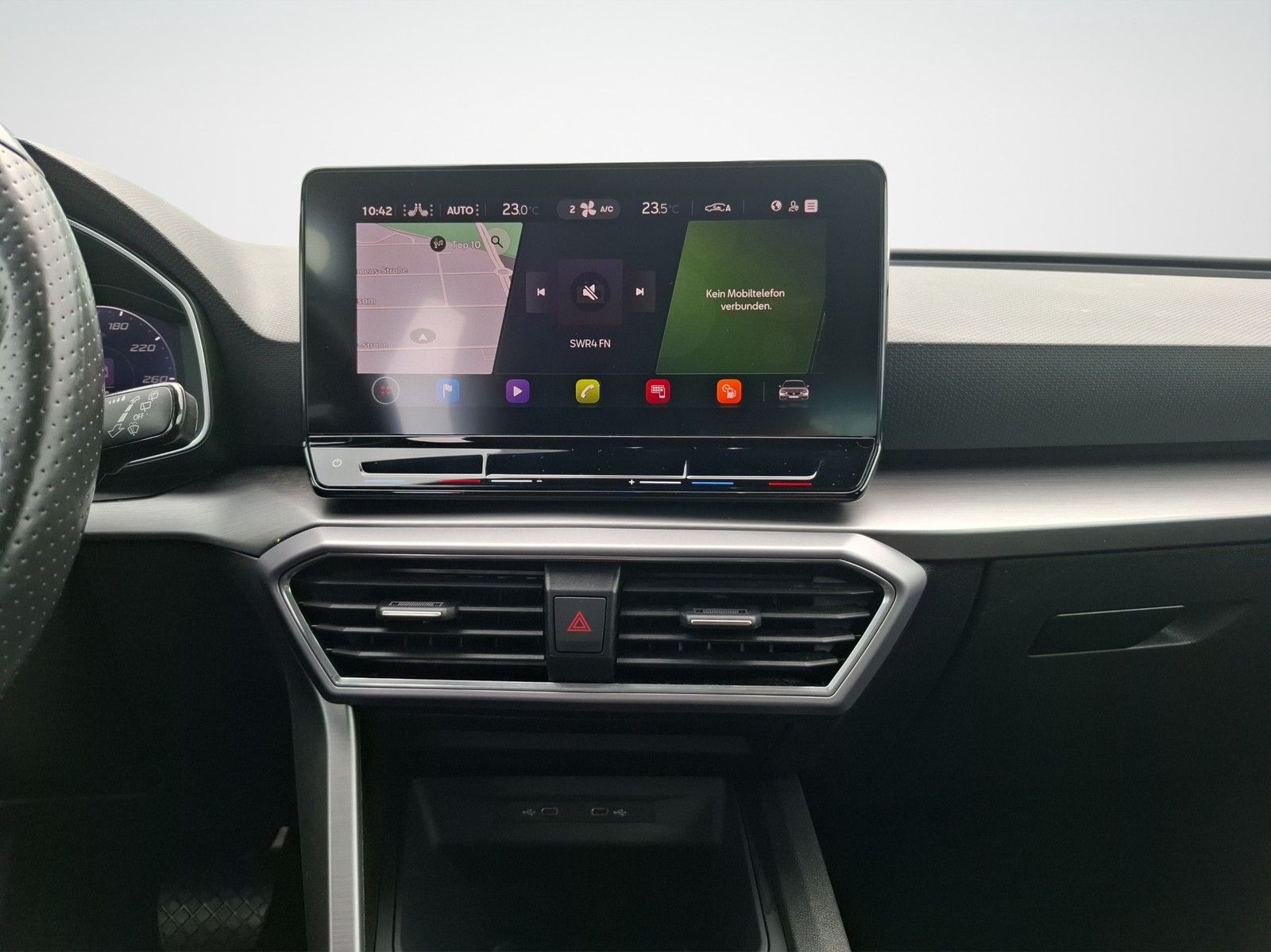 SEAT Leon FR 1.5 eTSI DSG / KLIMA / NAVI / LED / PDC - Image 13