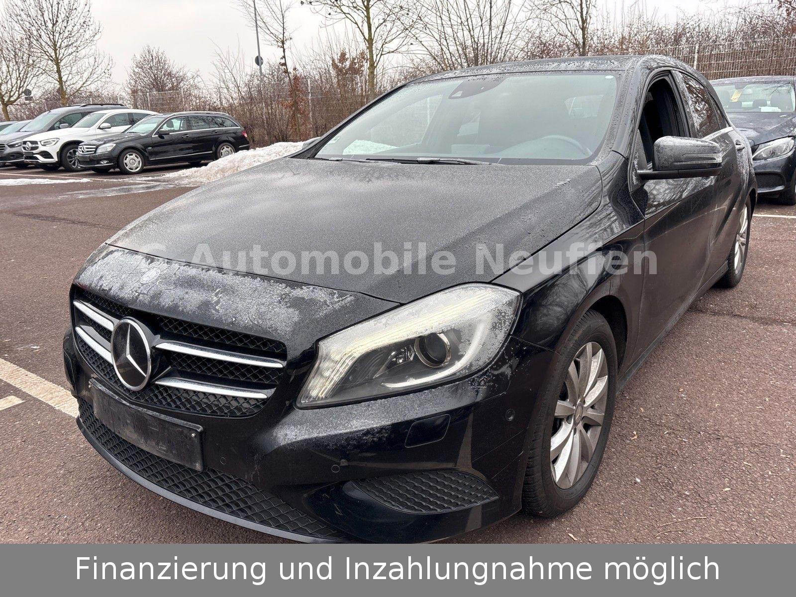 Mercedes-Benz A 200 Style*Navi*Xenon*CAM*AHK*ShZ*MfL*2.Hand