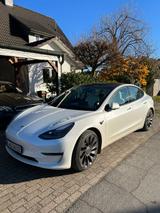 Tesla Model 3 Allradantrieb mit Dualmotor Performa... - Tesla Model 3 von privat