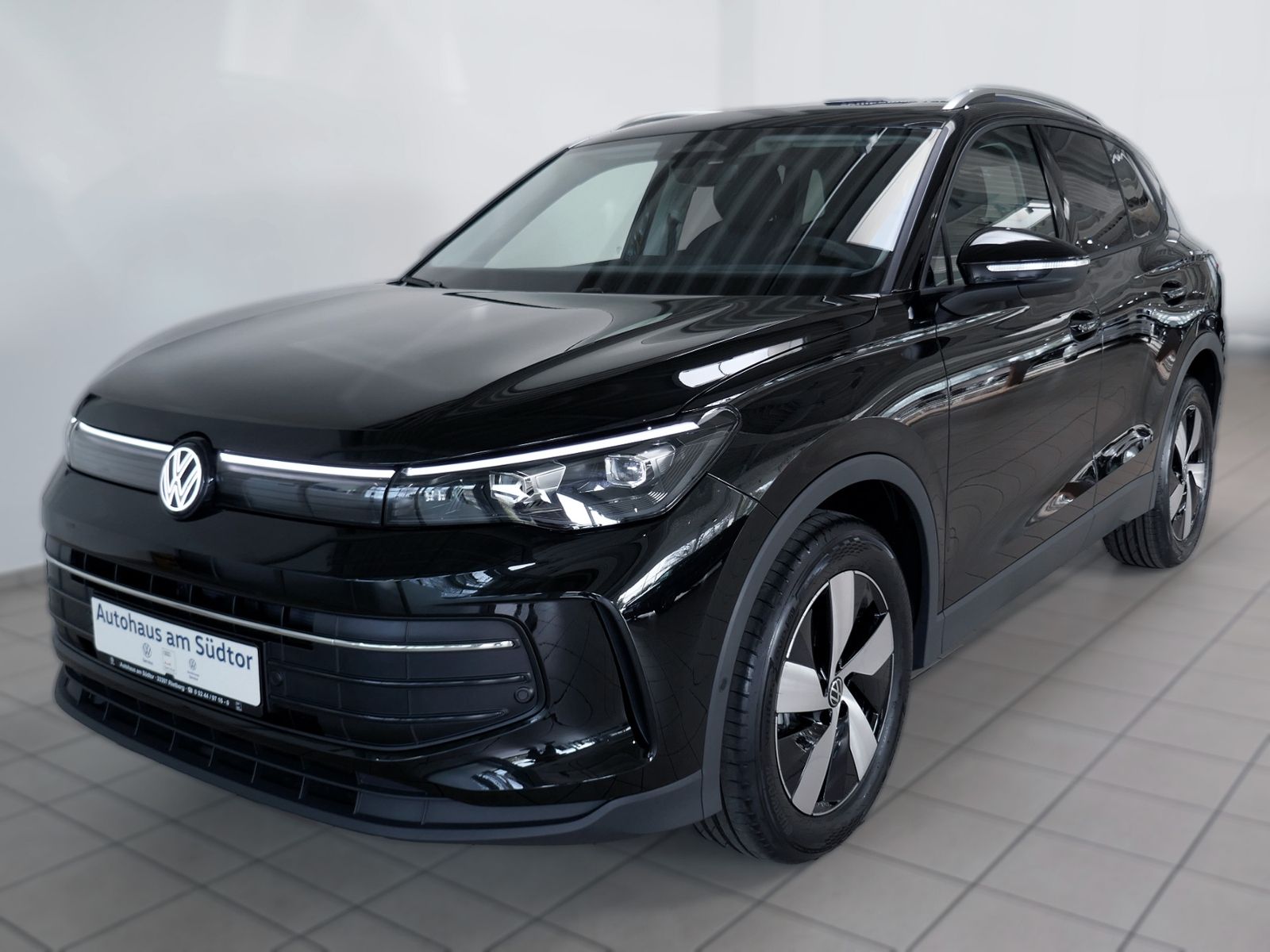 Fahrzeugabbildung Volkswagen Tiguan Life 1.5 eTSI DSG | LED AHK RFK ACC