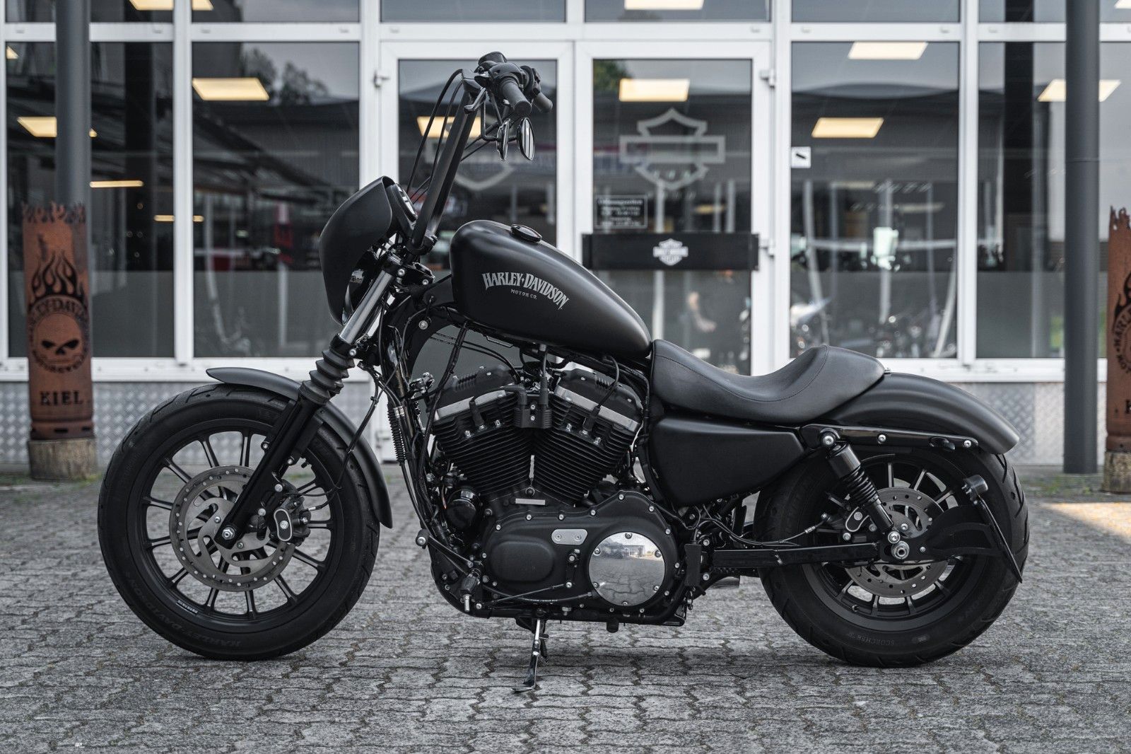 Fahrzeugabbildung Harley-Davidson XL883N IRON SPORTSTER - APE-Lenker