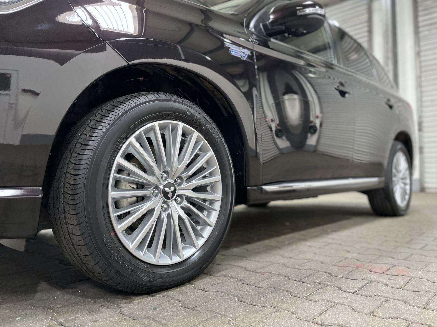 Fahrzeugabbildung Mitsubishi Outlander PHEV Top 4WD #Kamera#ACC#Bi-LED#Leder#