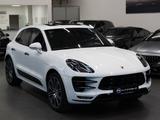 Porsche Macan Turbo mit Performance Paket*2.Hand*Kamera - Porsche Gebrauchtwagen in Dortmund
