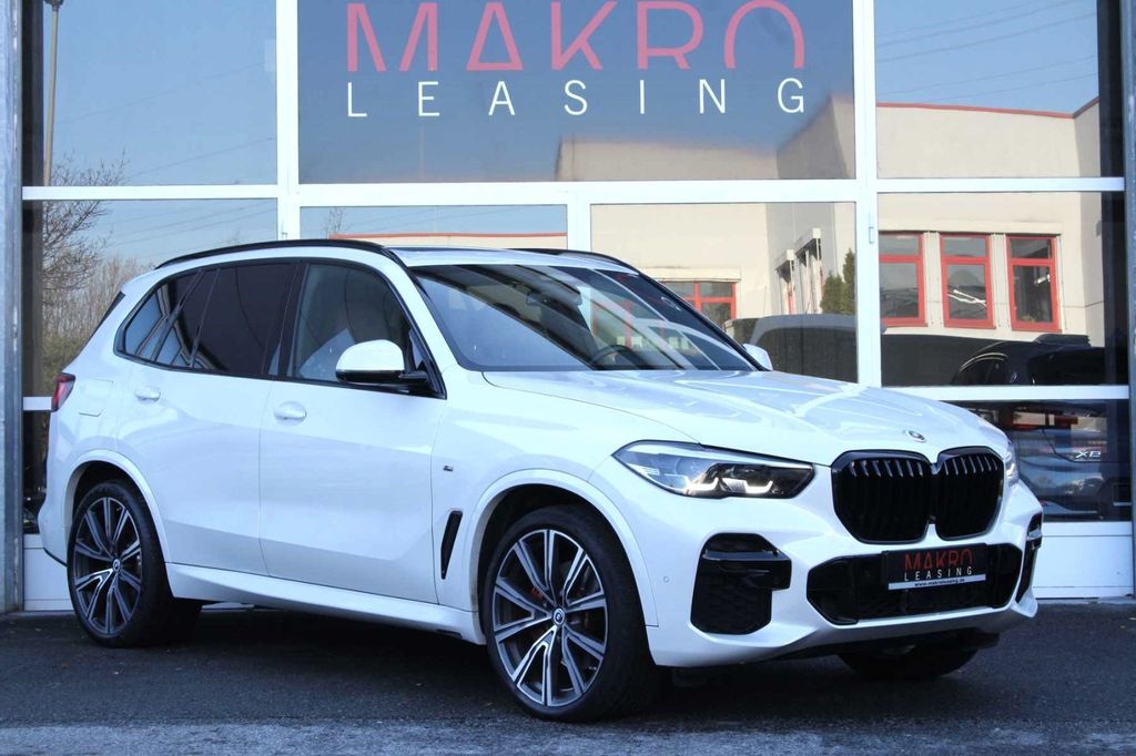 X5 xDrive 30d M-Sport + AHK + HUD + 360* + PANO