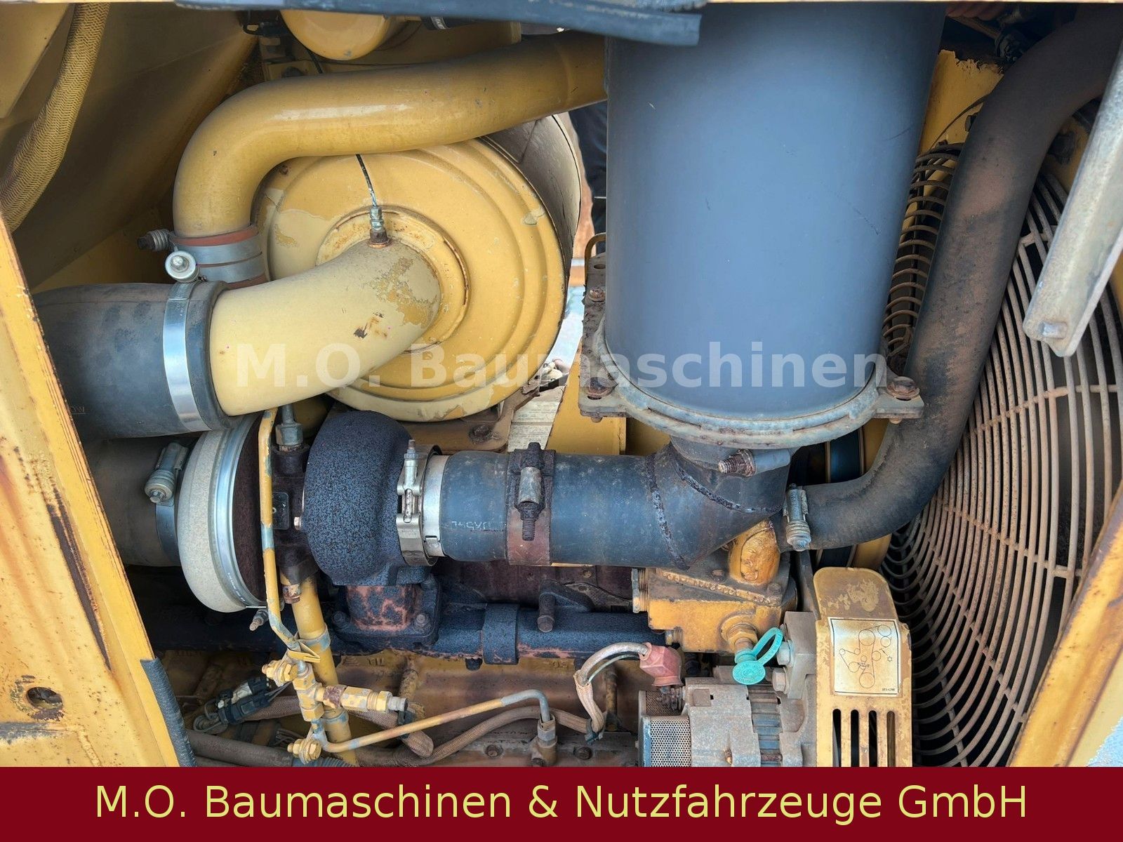 Fahrzeugabbildung CAT Caterpillar D 5 N LGP