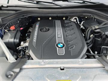 BMW X3 M40d A Head-Up HiFi DAB LED WLAN Pano.Dach