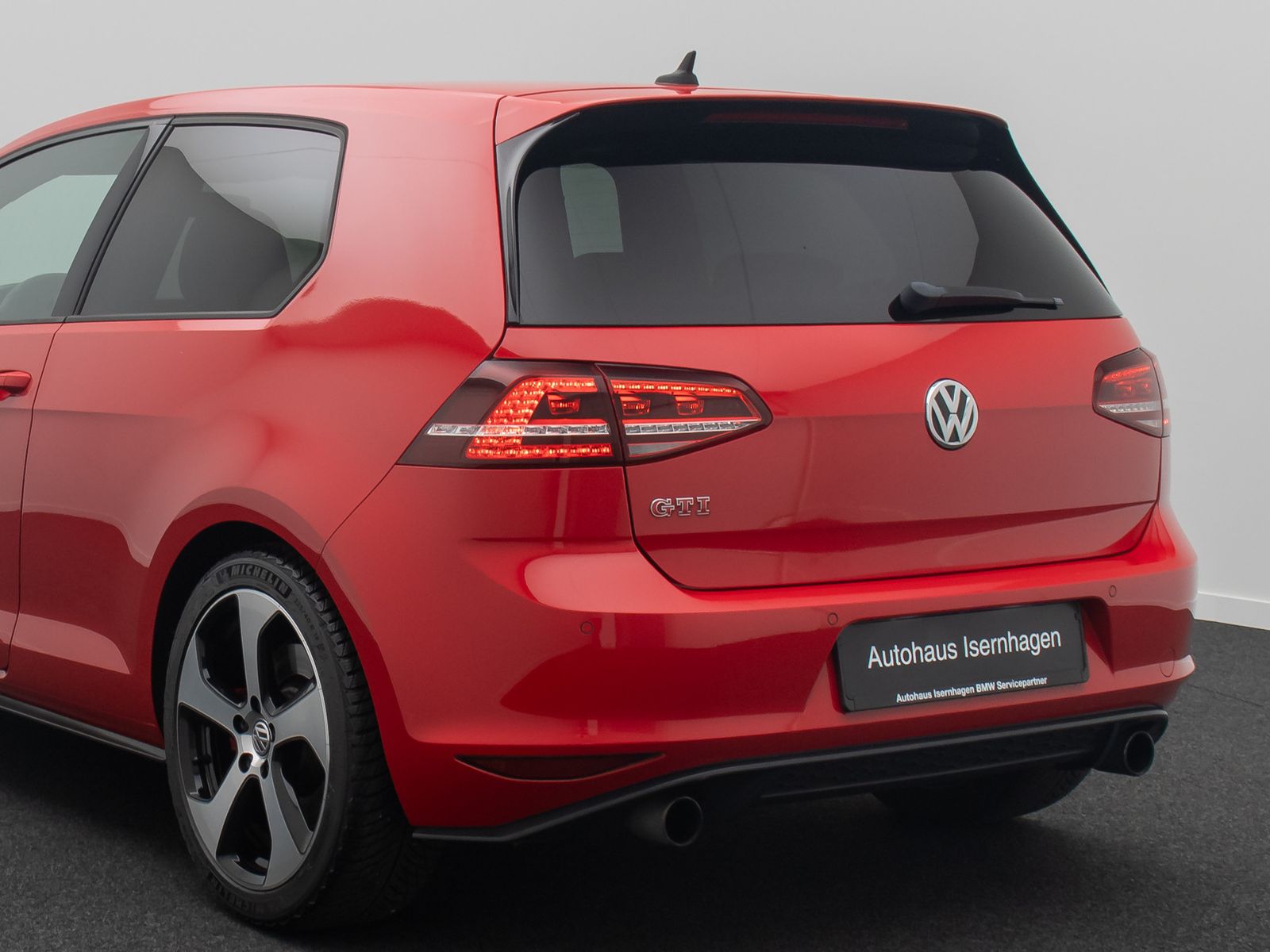 Fahrzeugabbildung Volkswagen Golf GTI Perform Sound PDC Navi Notbrems BiXenon