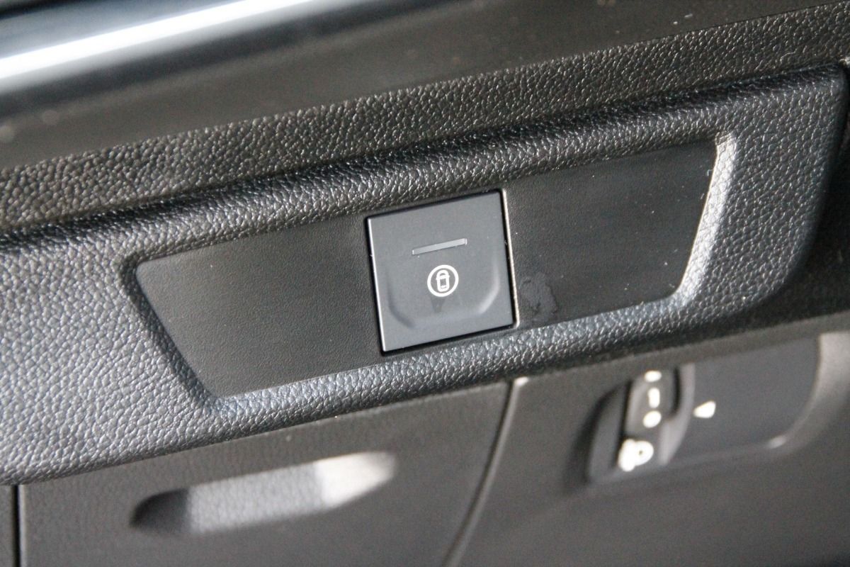 Fahrzeugabbildung Dacia Sandero Journey TCe 90