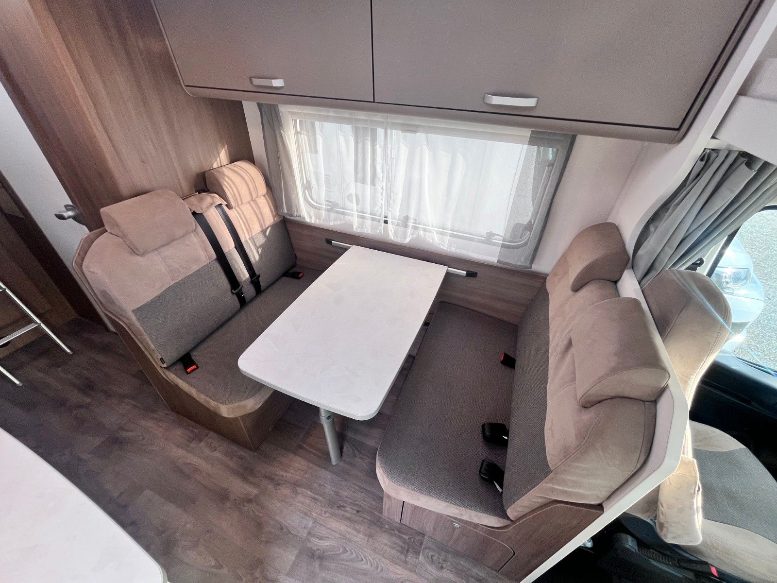 Fahrzeugabbildung Carado A-464 pro 2025 -Markise, Fahrradträger-