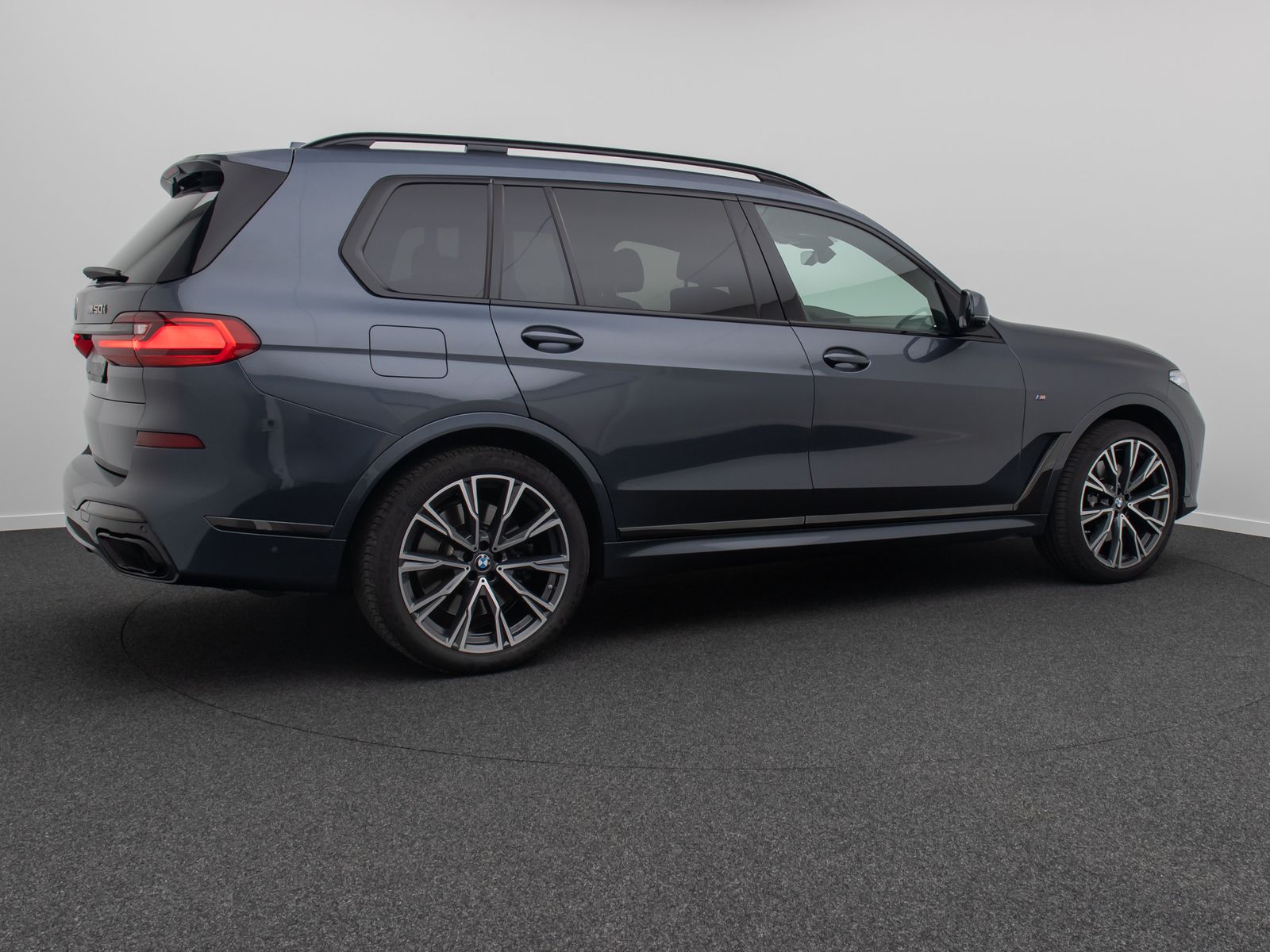 Fahrzeugabbildung BMW X7 M50i 360°SoftClose SkyLounge Massage 22" Voll