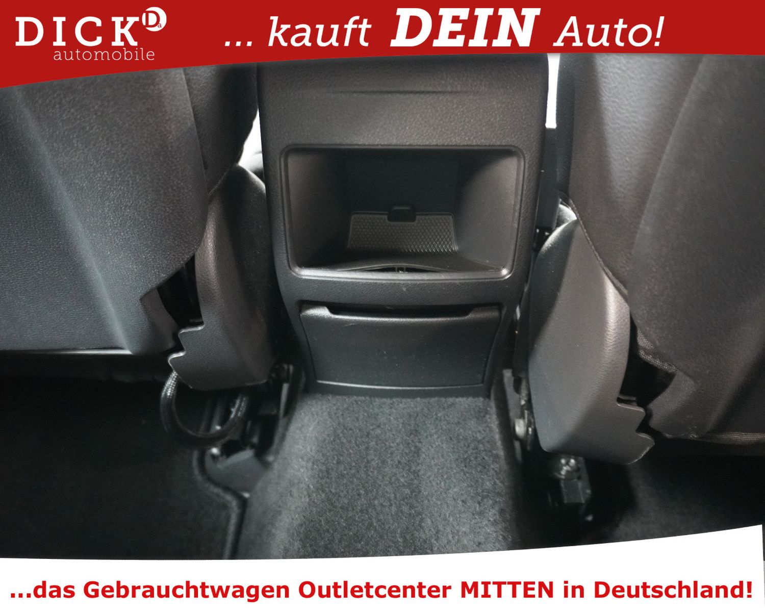 Fahrzeugabbildung Mercedes-Benz CLA 200 7G Urban NAVI+LEDER+SHZ+LED+PARKASS+TEMP