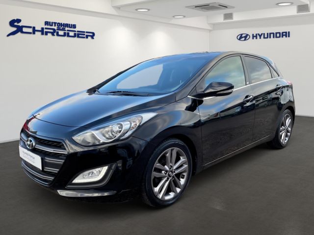 Hyundai i30 1.6 CRDi Passion Sitzheizung Panoramadach