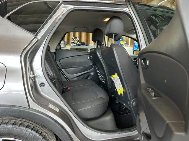 MYAUTOCENTER – Gebraucht- und Jahreswagen mit Werkstattservice in Pfaffenhofen Renault Captur Luxe *AHK*Klima*Sitzh*Navi*