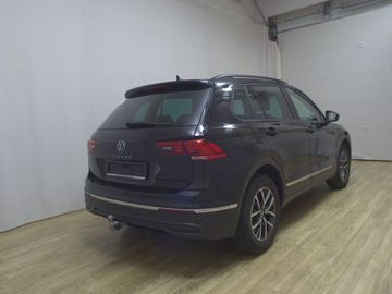 Volkswagen Tiguan - 4