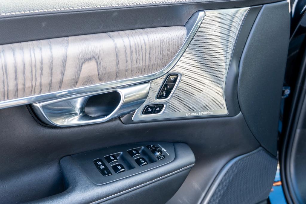 Volvo V90 Cross Country