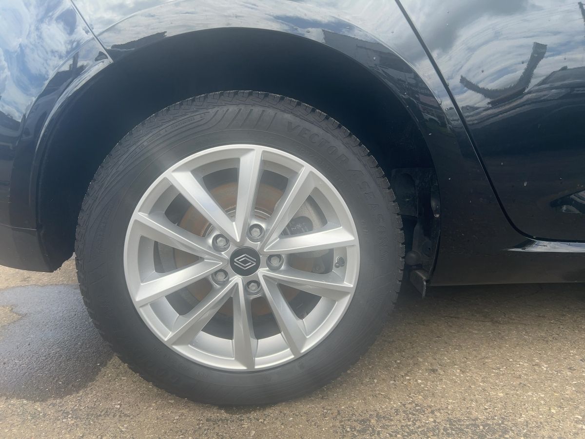 Fahrzeugabbildung Renault Megane Equilibre plug-in hybrid 160 Kamera