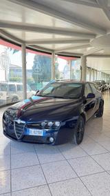 Alfa Romeo 159 1.9 JTDm 16V Sportwagon Exclusive - Alfa Romeo 159 mit Diesel-Antrieb: Automatik