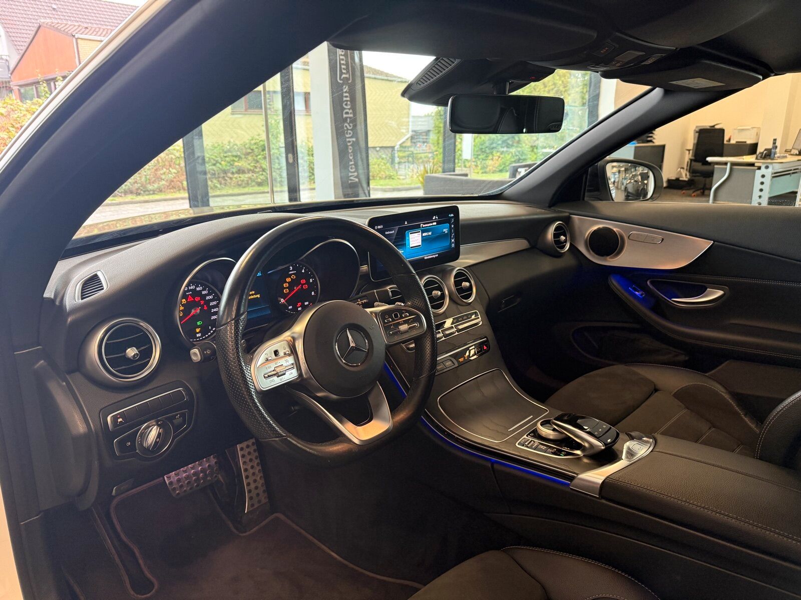 Mercedes-Benz C 300 d AMG NIGHT LED TWA NAVI 19 Zoll foto 11