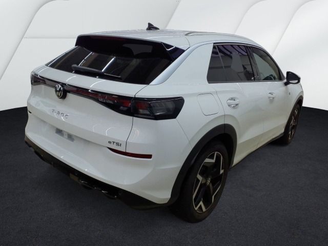 Volkswagen T-Roc 1.5 eTSI DSG R-Line Navi IQ.Light DigCockp foto 4