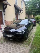 BMW 530d xDrive Touring A - - BMW 530 in Essen