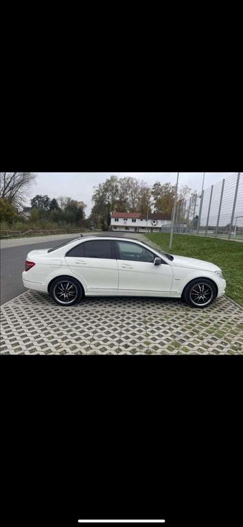 Mercedes-Benz C 200