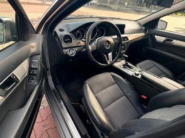 Mercedes C 220 - 11