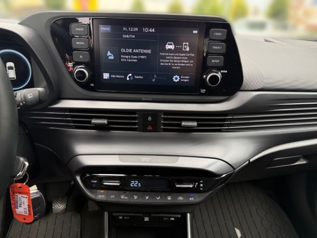 Fahrzeugabbildung Hyundai i20 Essential Komfort 1.0 T-GDI +CARPLAY+TEMPOMA
