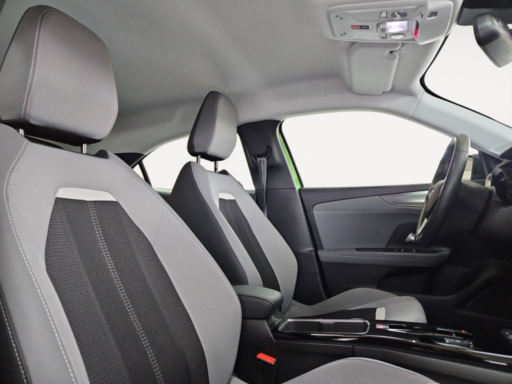 Fahrzeugabbildung Opel Mokka-e Elegance
