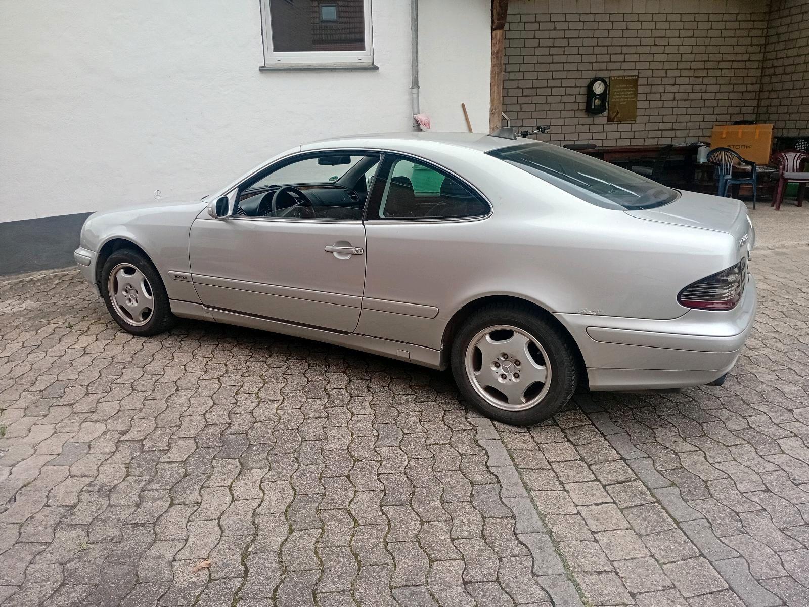 Mercedes-Benz CLK 200