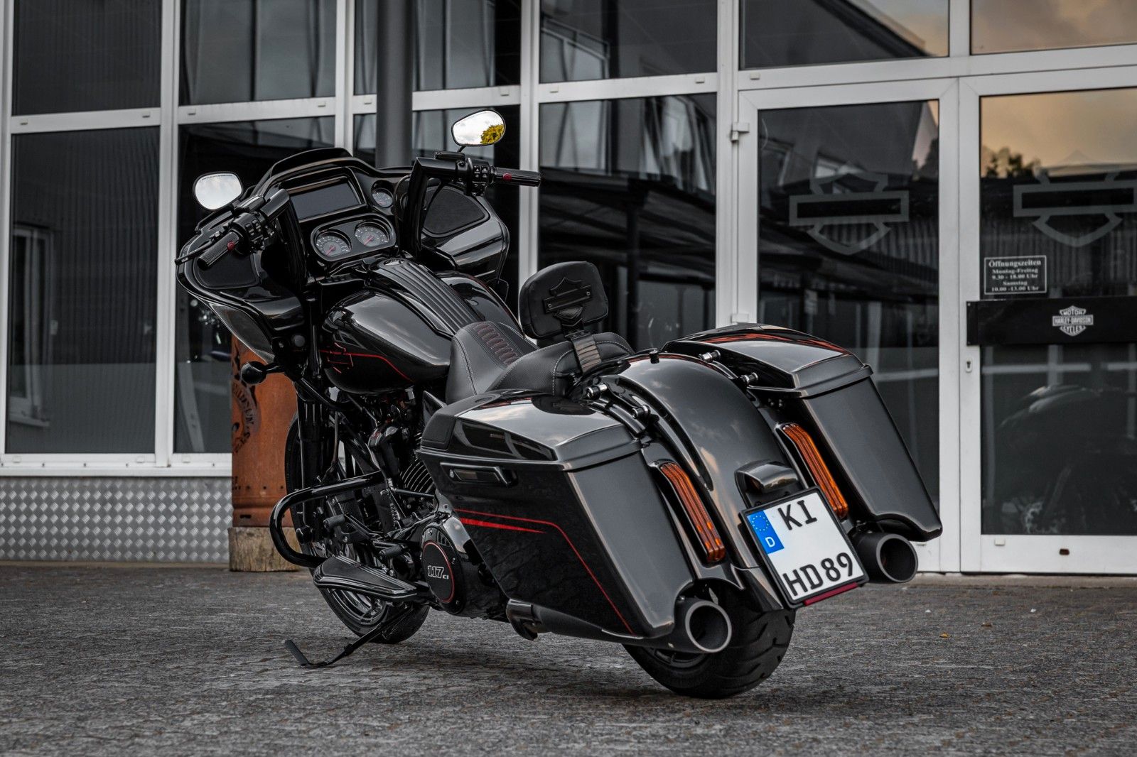 Fahrzeugabbildung Harley-Davidson CVO ROAD GLIDE 117 FLTRXSE - Kesstech -