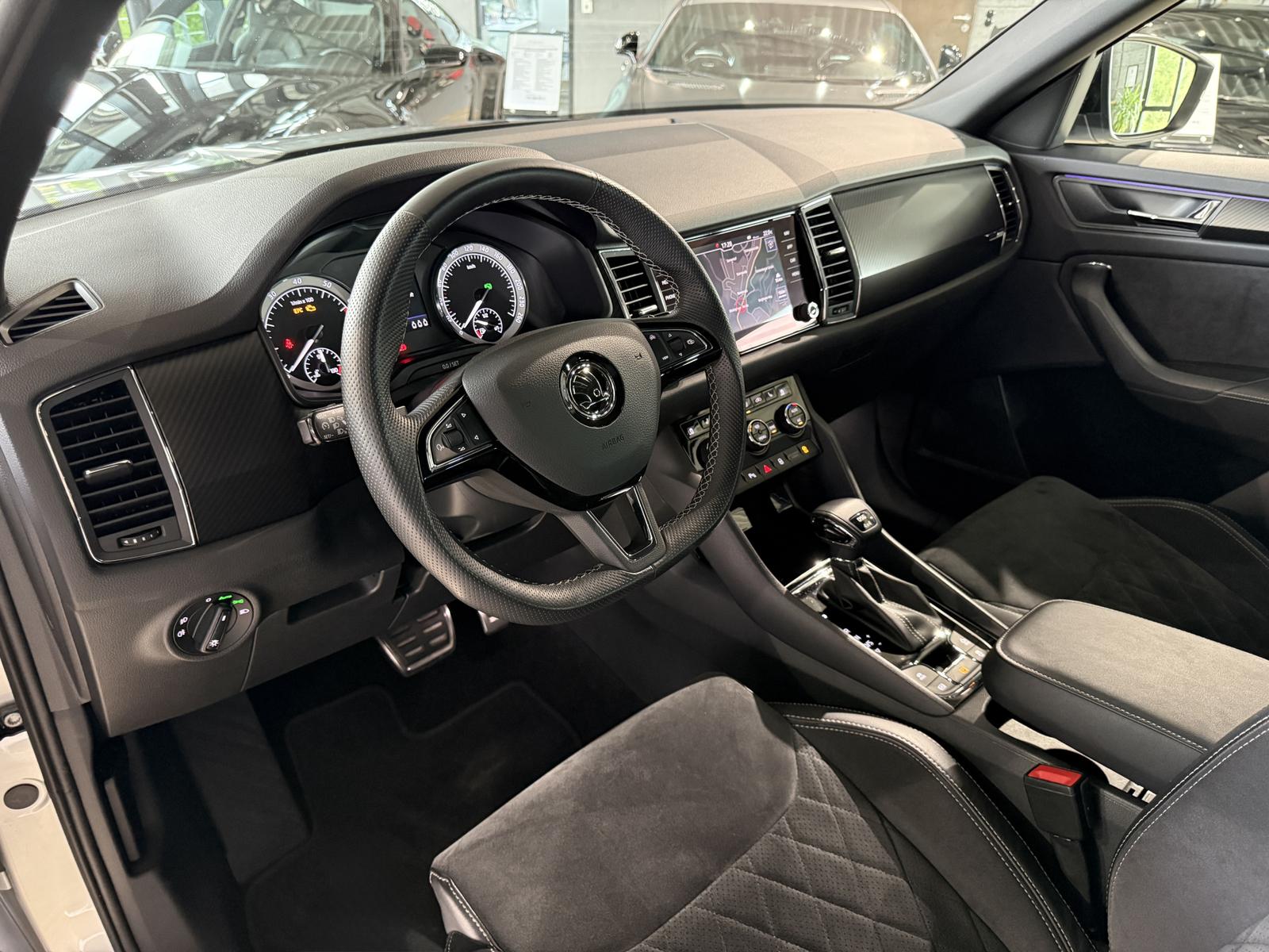 Skoda Kodiaq Sportline 4x4*7-SITZER*LED*KAMERA*AHK*