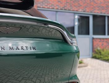 صورة مصغرة 11 لـ 2021 Aston Martin DBX