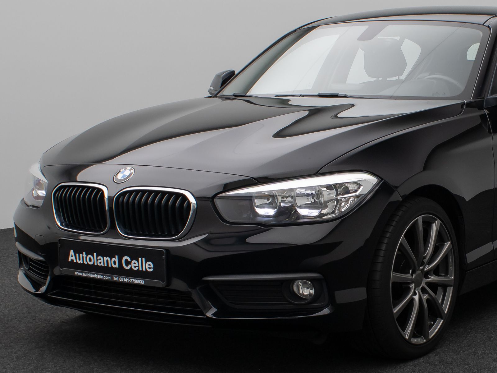 Fahrzeugabbildung BMW 118i  Sitzheizung PDChint Geschwindigkeitsreg