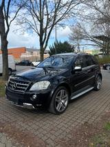 Mercedes-Benz ML420 CDI 4MATIC*AMG LINE*Schiebedach*AHK - Mercedes-Benz ML 420: Cdi 4matic