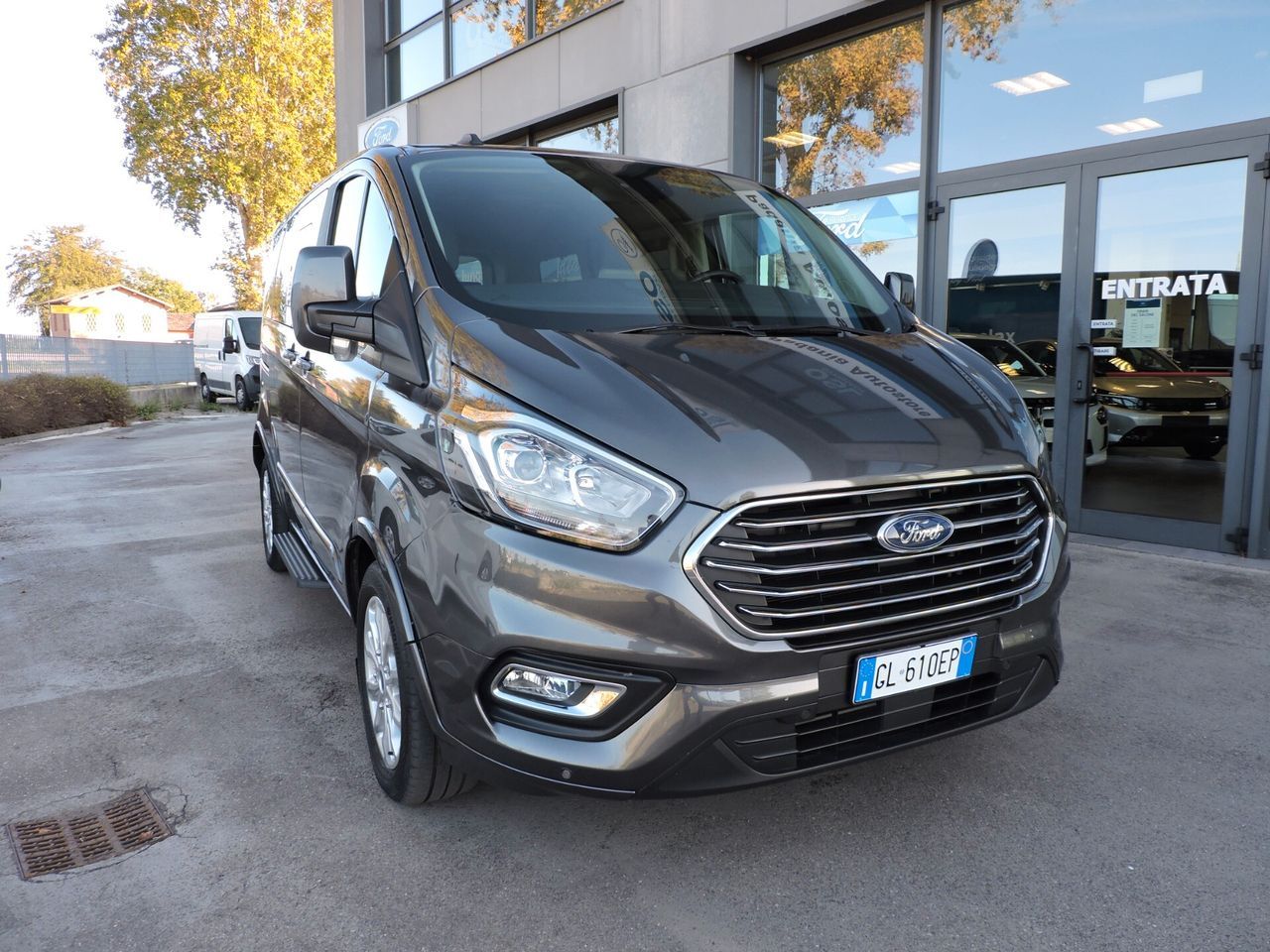Other Ford Tourneo Custom 320 2.0 EcoBlue 130CV PC Tit imagem 2