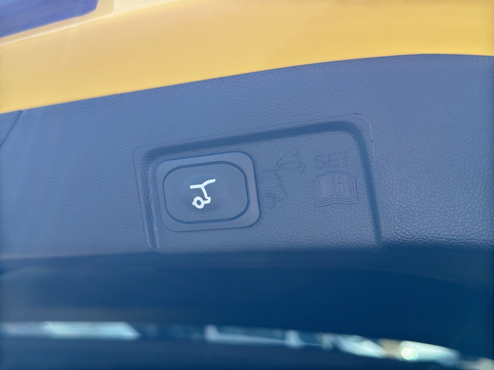 Fahrzeugabbildung Ford Puma Gen-E eMotor 124 kW FWD #Winterpaket